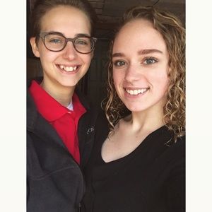 Meet your Posher, Cierra